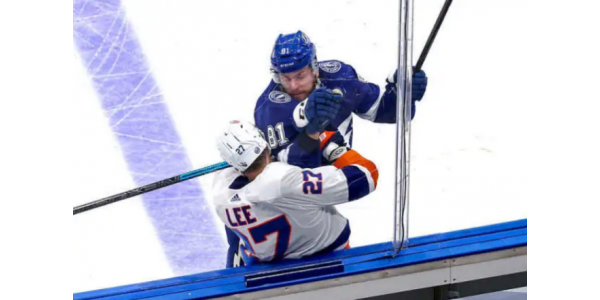 Islanders su udvostručili produžetke u petoj utakmici finala NHL Istočne konferencije Islanders su udvostručili produžetke u petoj utakmici finala NHL Istočne konferencije