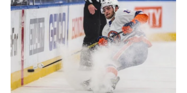 NHL istočno finale G2 otočani gube 1-2 od Lightninga NHL istočno finale G2 otočani gube 1-2 od Lightninga